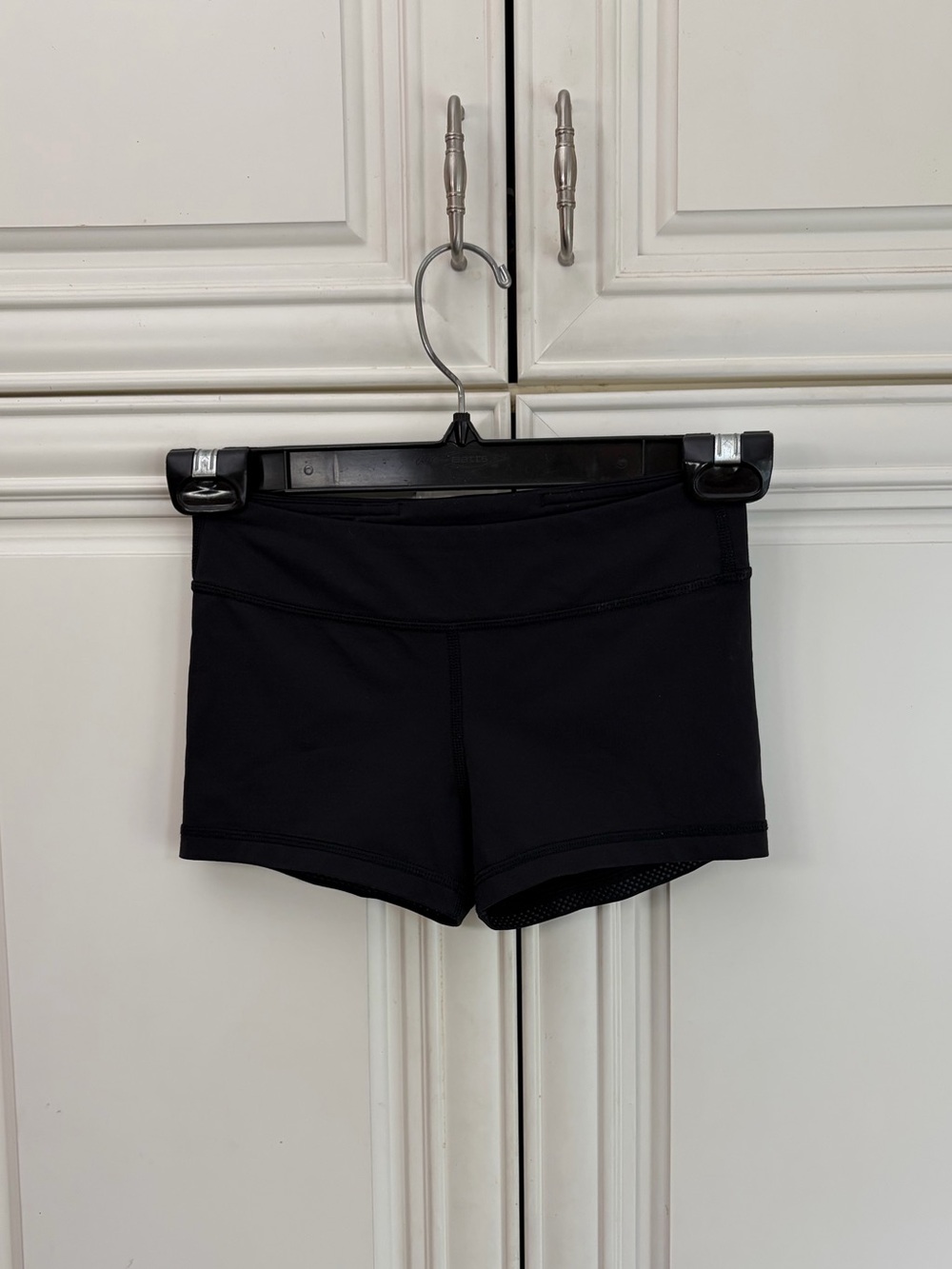 Ivivva by Lululemon black girls shorts